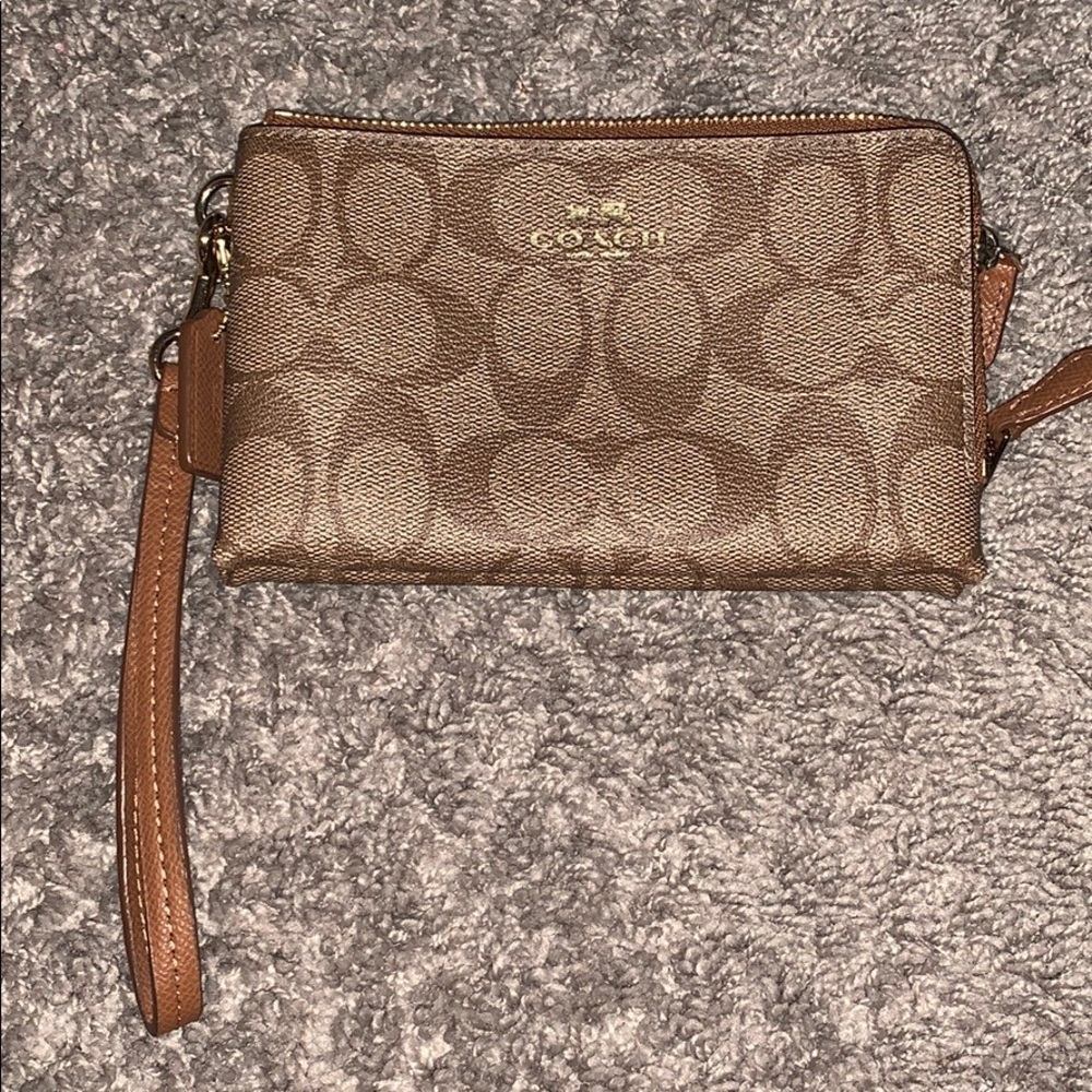 Authentic Double pouch Coach Wristlet
